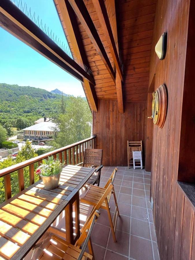 Apartamento Pico De Alba Benasque Zewnętrze zdjęcie